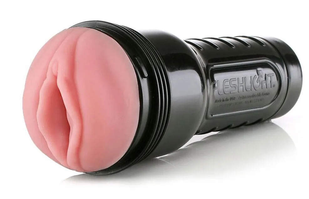 Fleshlight-original-maszturb&aacute;tor-vonuljel.hu-szexshop
