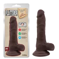 CHISA NOVELTIES élethű dildó Flatterer Brown - közepes méretű, letapasztható, herékkel, barna testszínű, vízálló, TPE (18,6 cm)