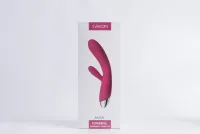 SVAKOM csiklóizgatós vibrátor Angel Plum Red - piros színű, vízálló, melegítő funkciós, akkumulátoros