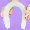 LOVETOY kétvégű dildó Lumino Play Double Dildo - áttetsző, sötétben kéken világító, hajlítható, vízálló, TPE ( 37 cm )